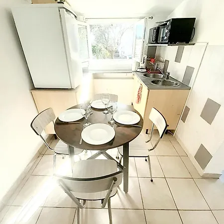 Hotes'octon לינה וארוחת בוקר