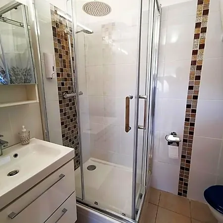 Alojamento de Acomodação e Pequeno-almoço Hotes'octon